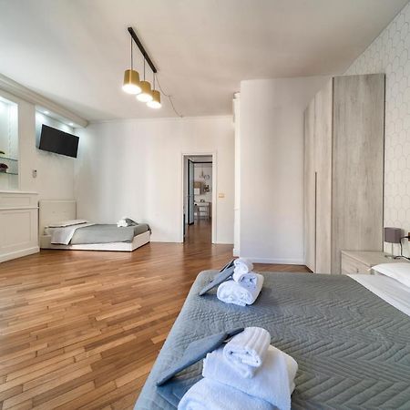 Dante 138 Class Rooms & Apartments Бари Екстериор снимка