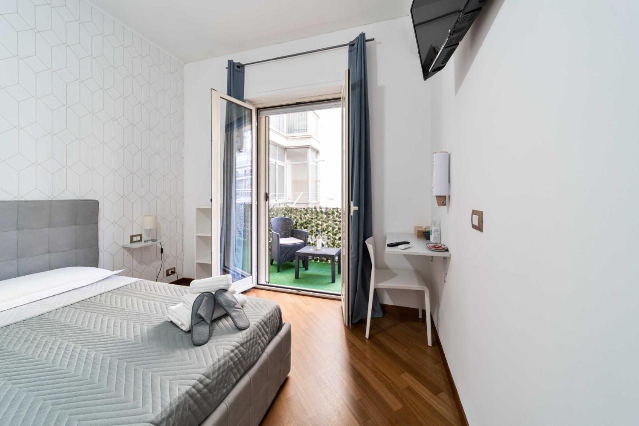 Dante 138 Class Rooms & Apartments Бари Екстериор снимка